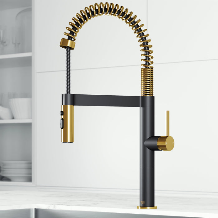 Single Handle Pull-Down Kitchen Faucet in Matte Gold/Matte Black