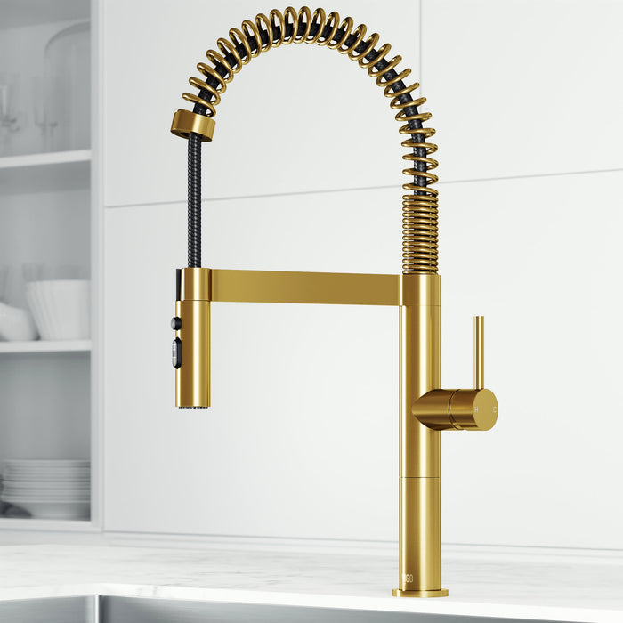 Single Handle Kitchen Faucet in Matte Brushed Gold